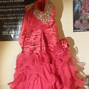 Red Prom dress